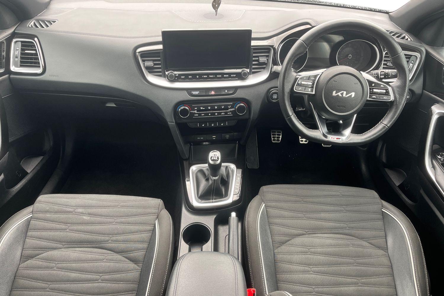 Kia CEED Photo 9