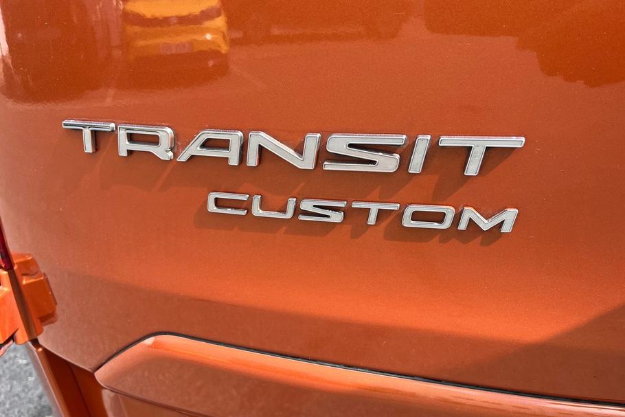 Used Ford TRANSIT CUSTOM HG21LNU 40