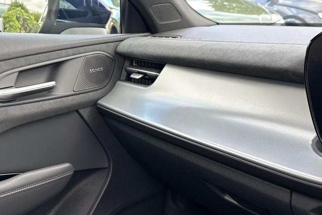 AUDI Q3 Photo 35