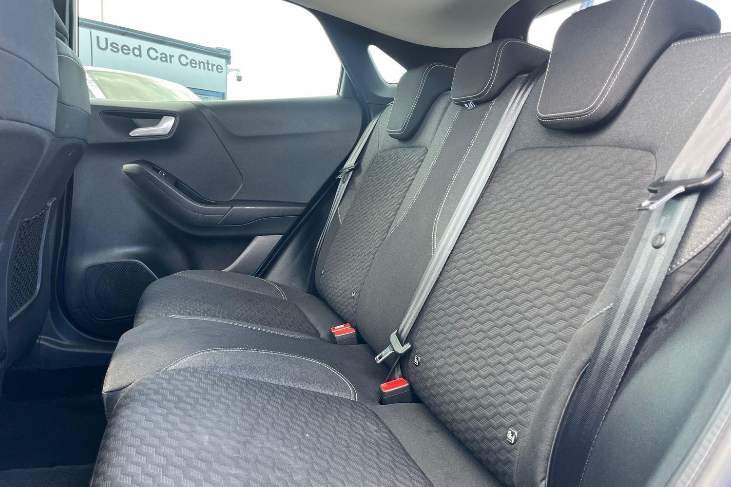 Ford PUMA Photo 19