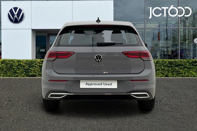 Volkswagen Golf Photo 7