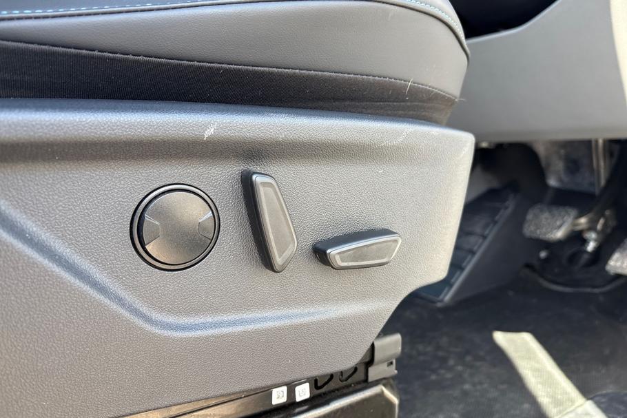 Used FORD TRANSIT CUSTOM WN75JXL 37