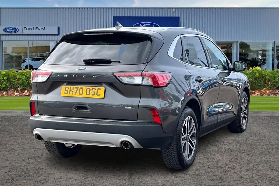 Ford Kuga Photo autoimg-5fc14dd88e6f7d73657bd54dd9ad747af0f57d2f.jpg