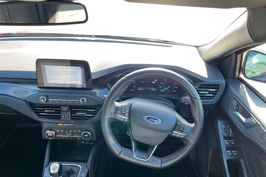 Ford FOCUS Photo autoimg-5fc5df167b79dee3a6a12b525375ea3154d8d048.jpg