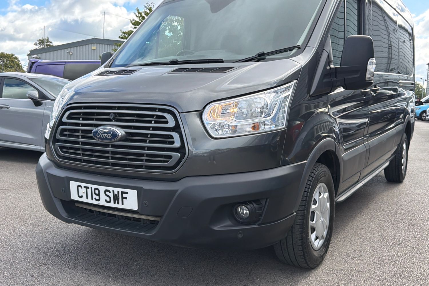 Ford Transit Photo 34