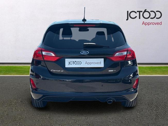 FORD Fiesta Photo 7