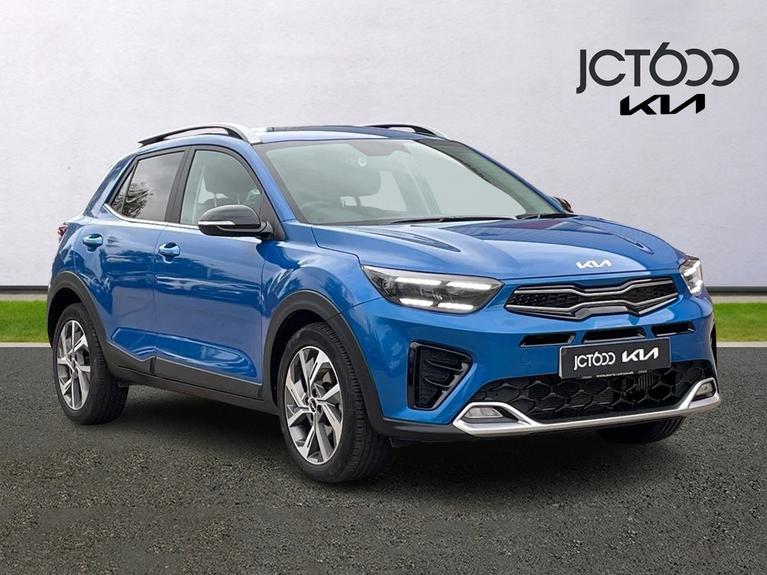 Used 2024 KIA Stonic 1.0 T-GDi GT-Line SUV 5dr Petrol DCT Euro 6 (s/s) (98 bhp) Blue at JCT600