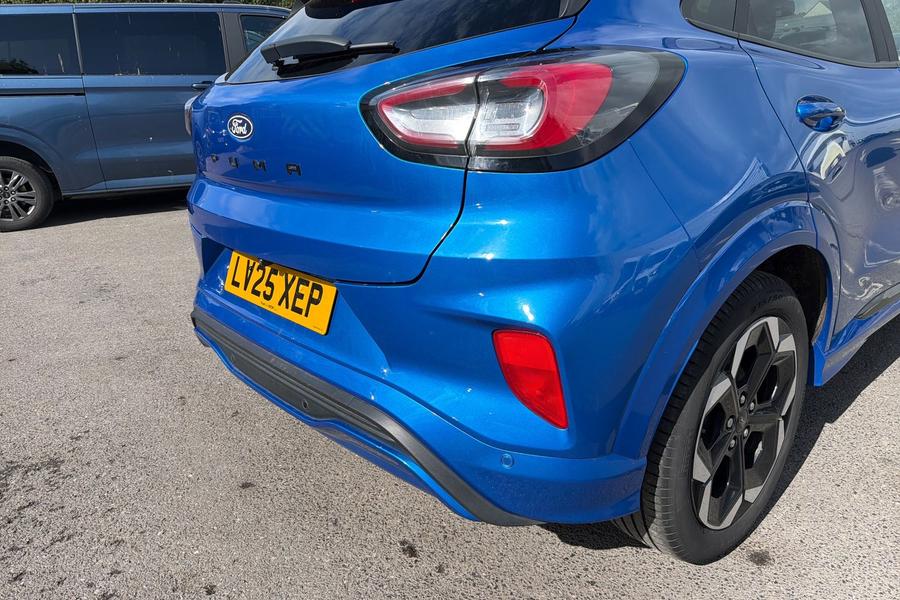 Ford PUMA Photo autoimg-5fccc14dce9ffa0cdd426a6726a788fd75f16a89.jpg