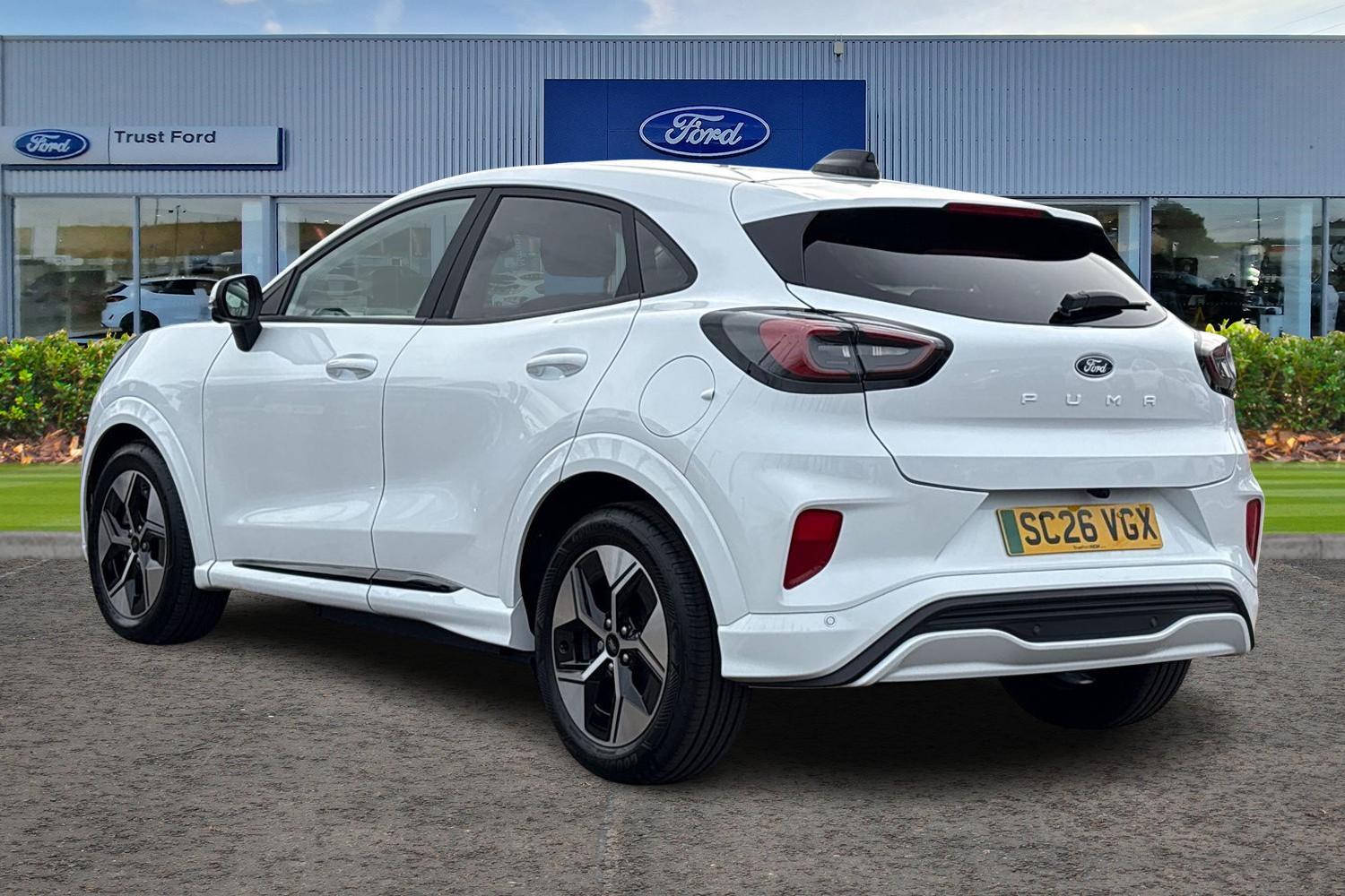 Ford Puma Gen-E Photo 1