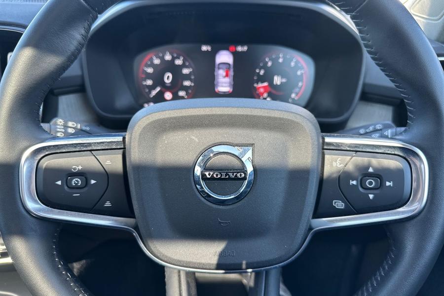 Volvo XC40 Photo autoimg-5fd1c5f18c767666518fb76879c4026cdd97a186.jpg