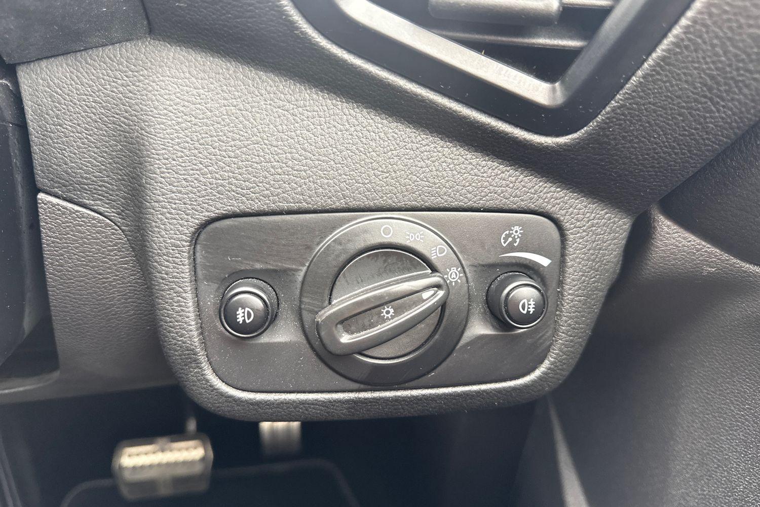 Ford KUGA Photo 33