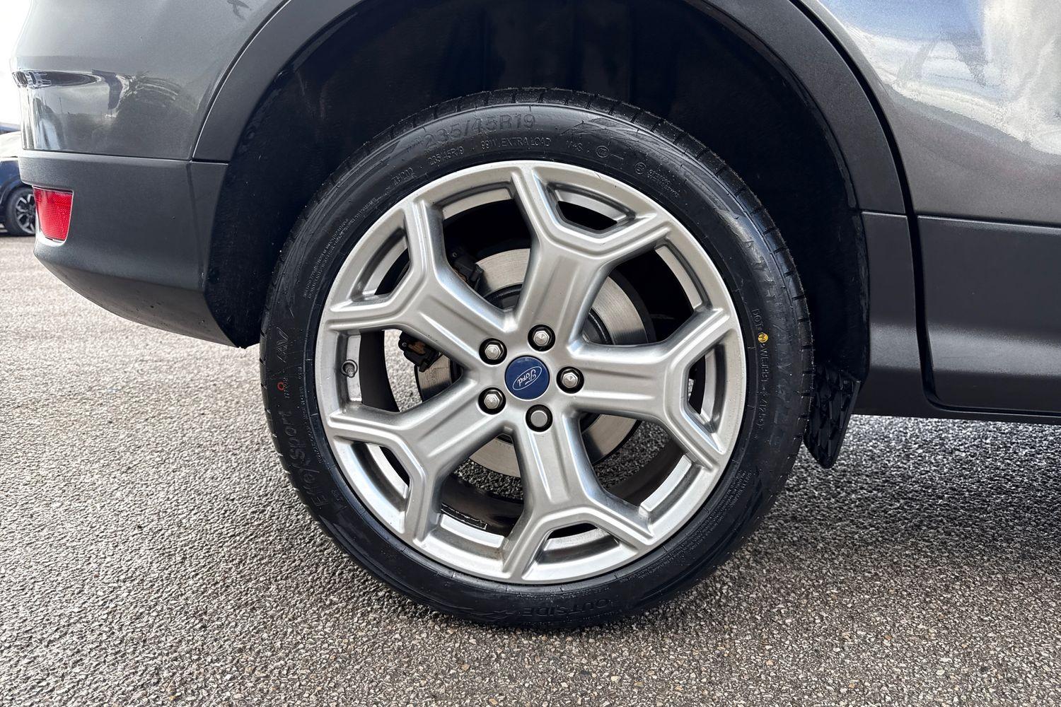 Ford KUGA Photo 7