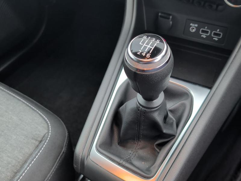 Used Renault Captur ST72AKN 43