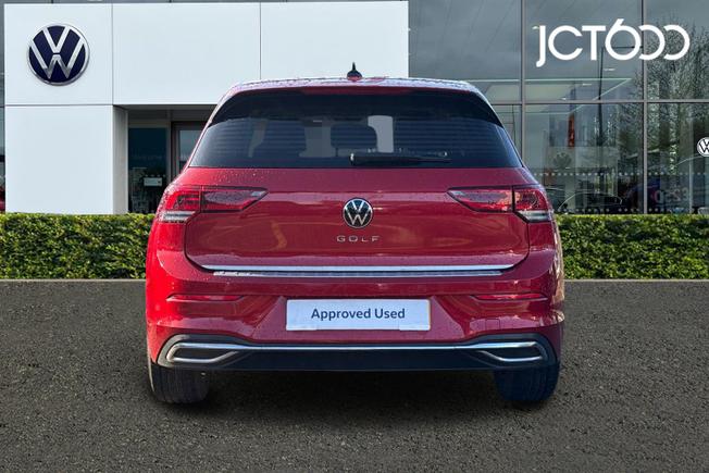 VOLKSWAGEN Golf Photo 7