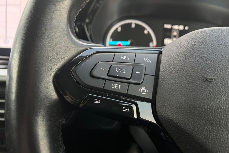 Ford Tourneo Connect Photo autoimg-5fdfbc2d178bd1f5d20cd8a522654ead115ac2e3.jpg