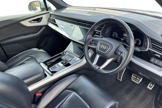 Audi Q7 Photo 6