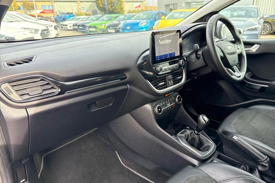 Ford FIESTA Photo autoimg-5fe10e29e5190a4946ce3576da912098610c7c17.jpg