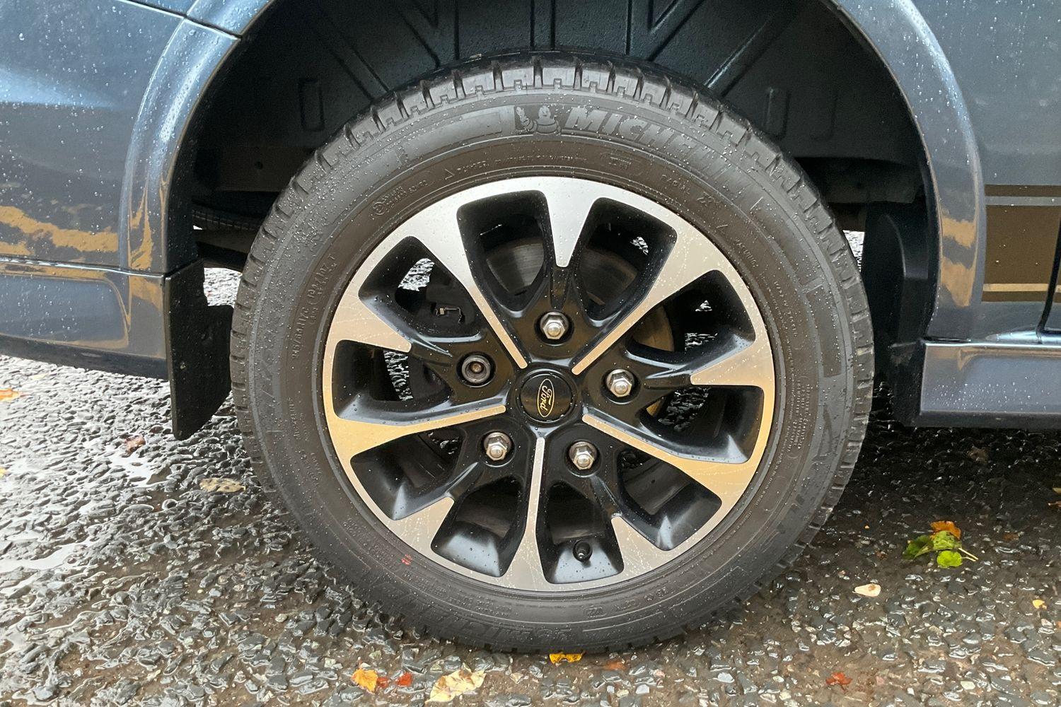 Ford TRANSIT CUSTOM Photo 6