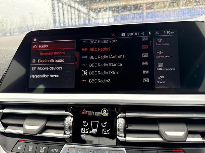 BMW 3 Series Photo 37