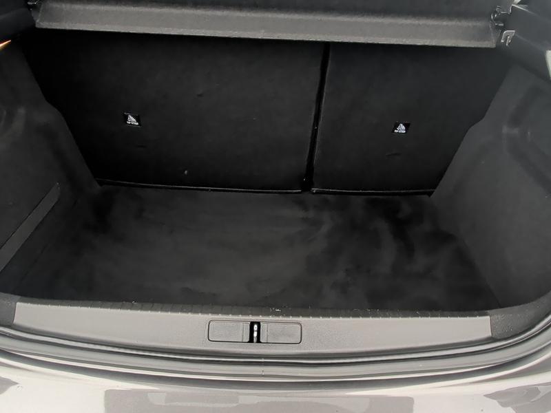 Used Peugeot 208 PY70EAA 33