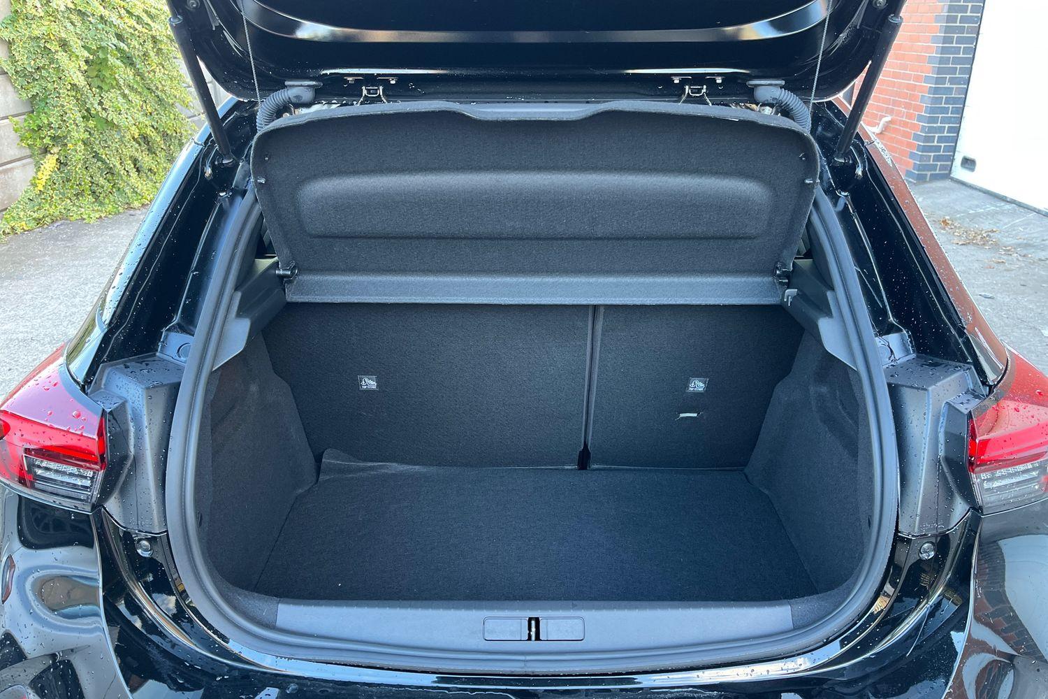Vauxhall CORSA Photo 20