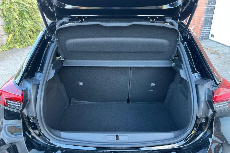Vauxhall CORSA Photo autoimg-5fecfa62ed14636ed99f8faab3931a728cd3d7c7.jpg