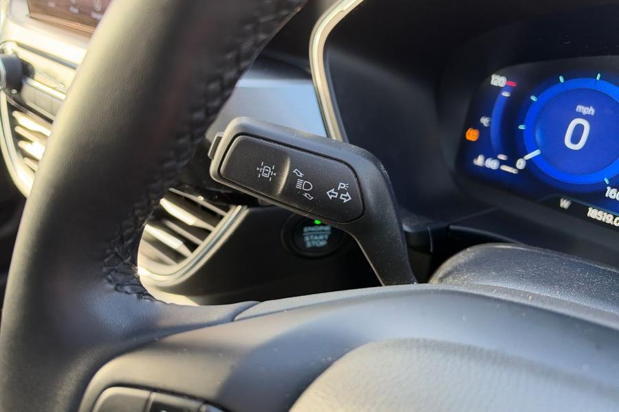 Ford KUGA Photo autoimg-5fedc1233d646e28405cae9c42cee6921cc2b212.jpg