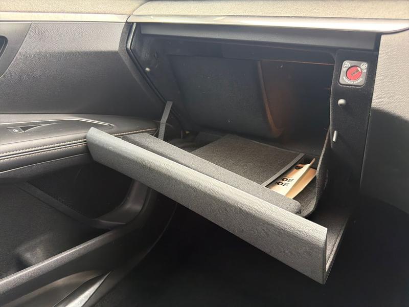 Used Peugeot 5008 KV23ZHB 30