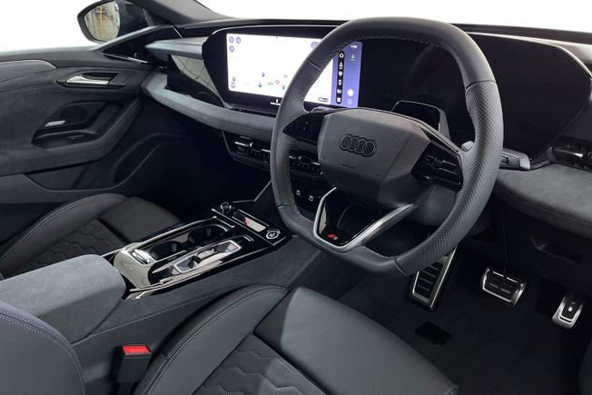 AUDI  A6 Photo 6