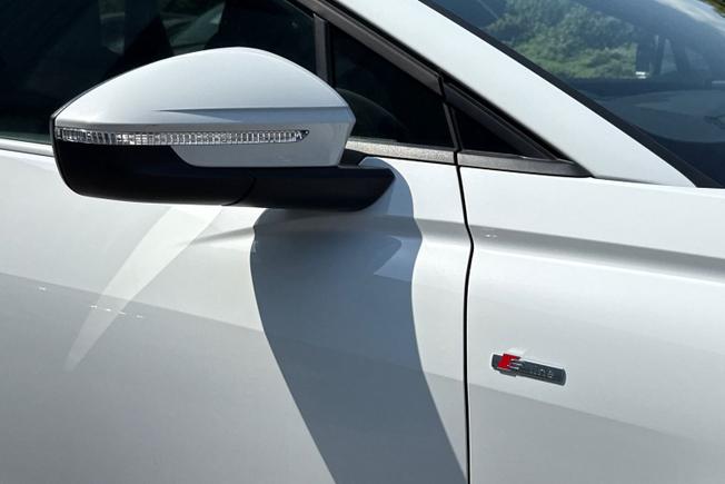 AUDI Q4 E-Tron Photo 20