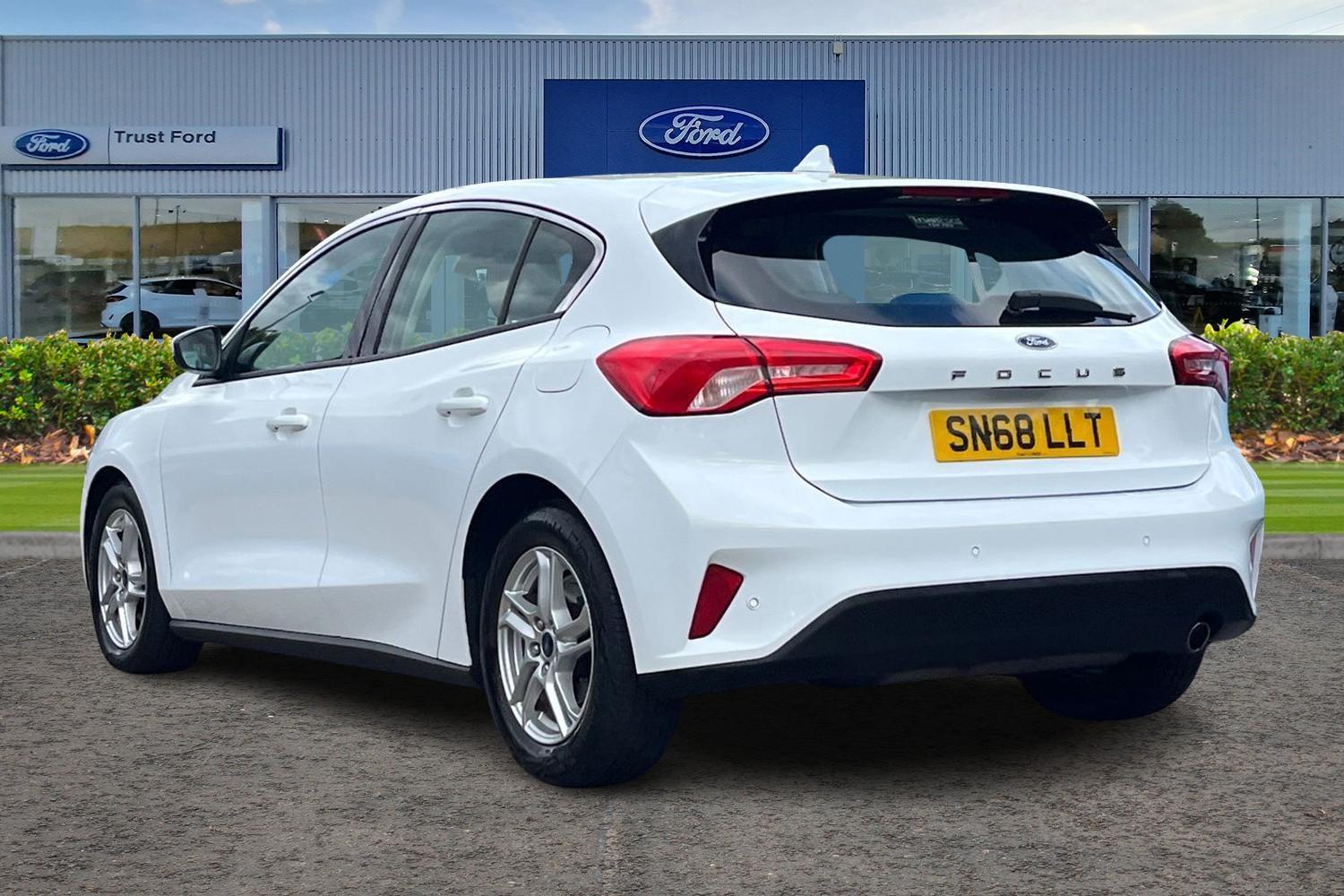 Ford FOCUS Photo 1