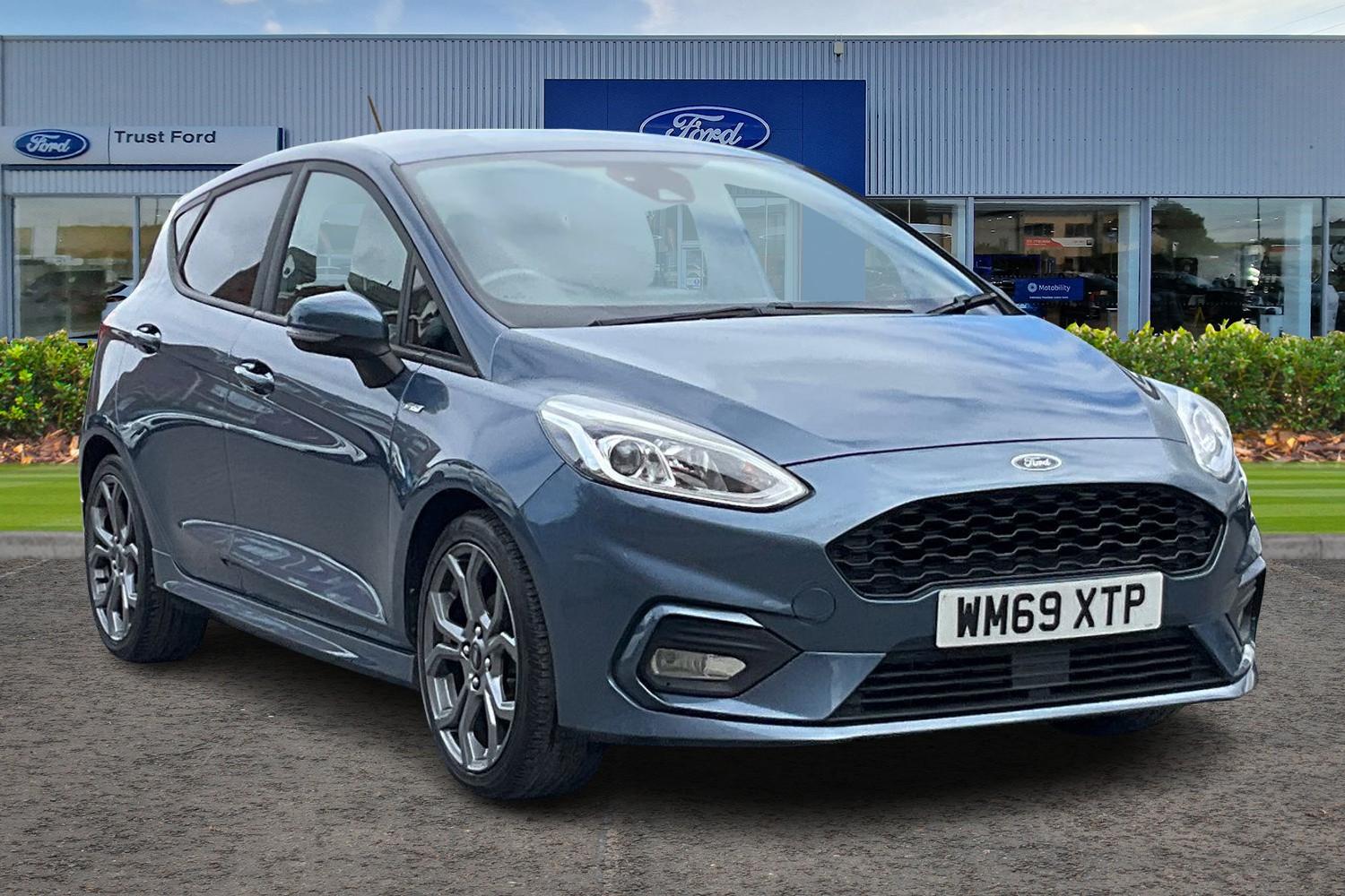 Ford FIESTA Photo 0