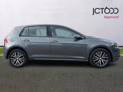 Volkswagen Golf Photo 4