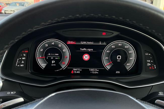 AUDI A6 Saloon Photo 59