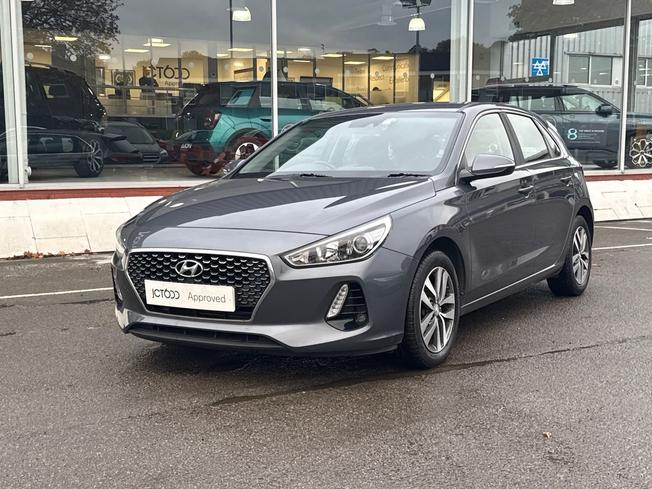 HYUNDAI i30 Photo 24