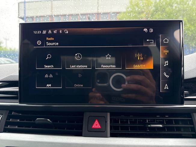 AUDI A4 Photo 36