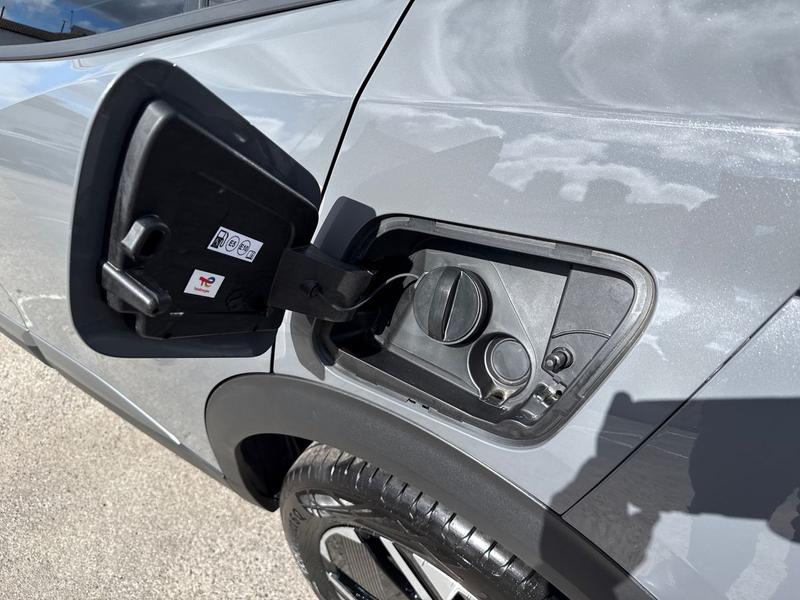 Used Peugeot 2008 KR25HXA 32
