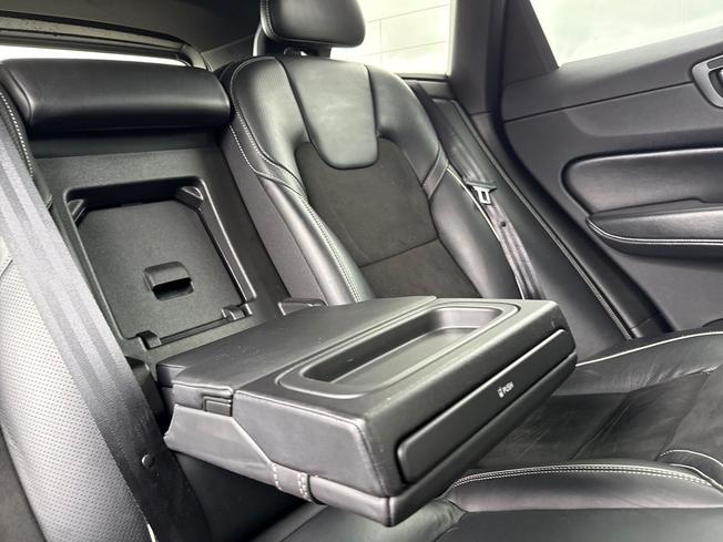 VOLVO XC60 Photo 26