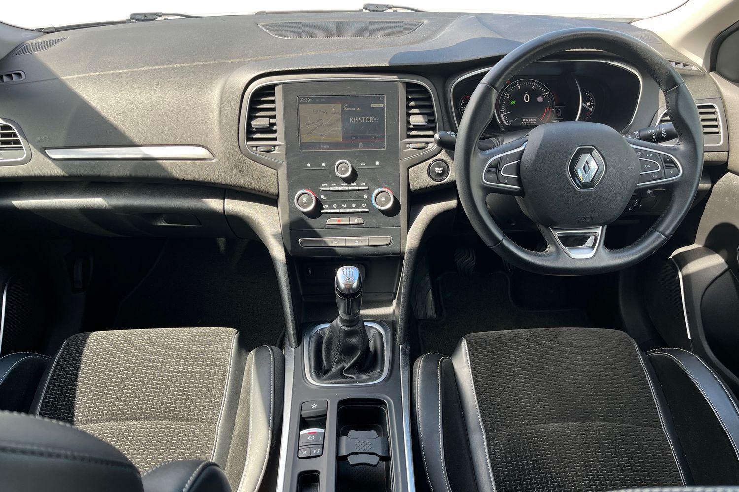 Renault MEGANE Photo 9