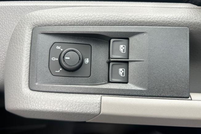 VOLKSWAGEN Crafter Photo 42