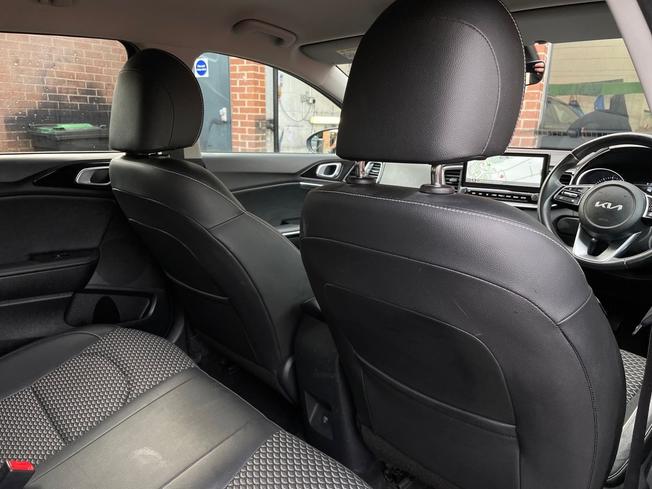 KIA Ceed Photo 30