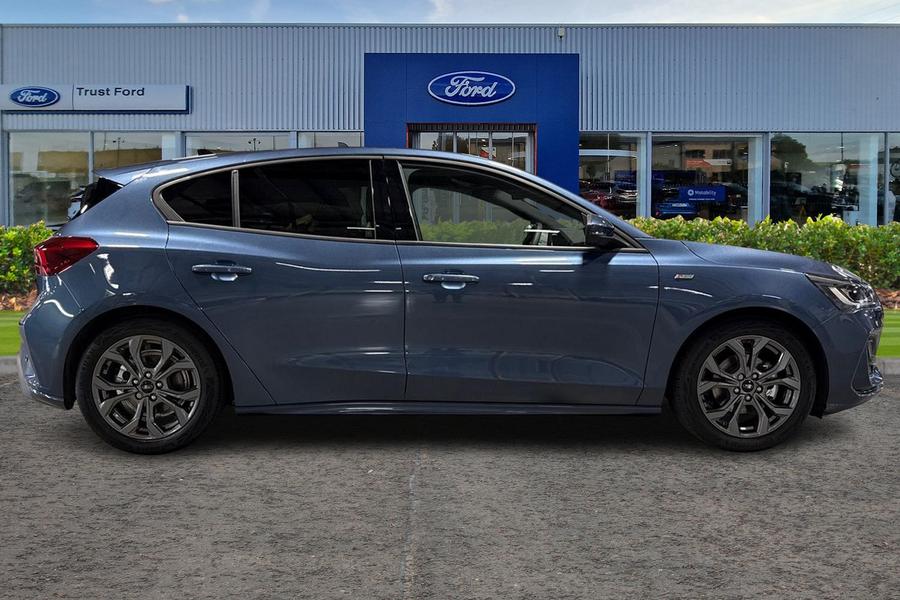 Ford FOCUS Photo autoimg-601a2160bf61d5827651b9c9184fbdfda91c2379.jpg