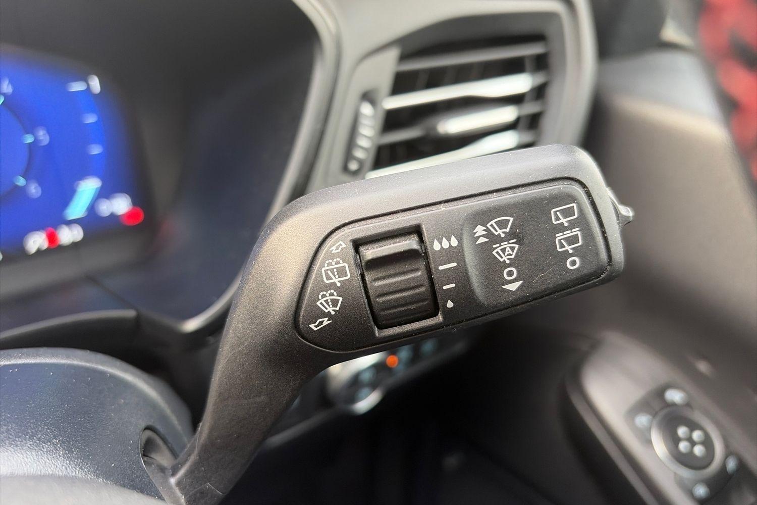 Ford KUGA Photo 14