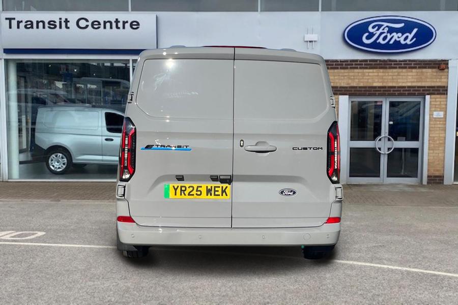 Ford TRANSIT E-CUSTOM Photo autoimg-601ef78544fca46d31813334100910777fc336fe.jpg