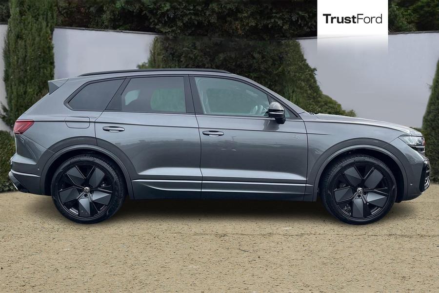 Volkswagen TOUAREG Photo autoimg-60208ddef82f790cc971eae638d7c2619ef582e3.jpg