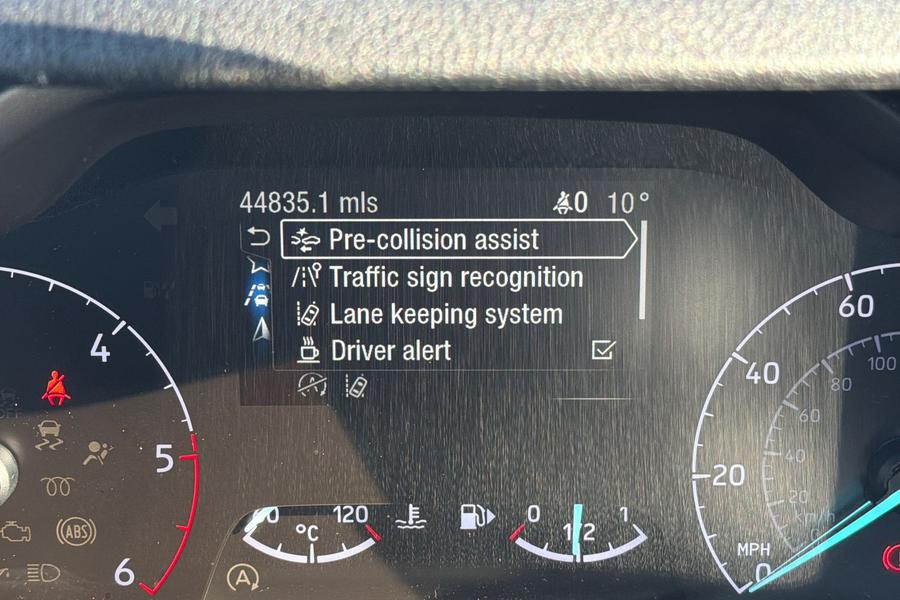 Ford TOURNEO CONNECT Photo autoimg-6021aecad4784db76a42aa4761043d62c42cfef5.jpg