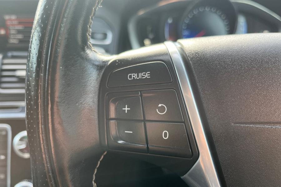 Volvo XC60 Photo autoimg-60228859f688bee8b7b133498b78f446d913781f.jpg