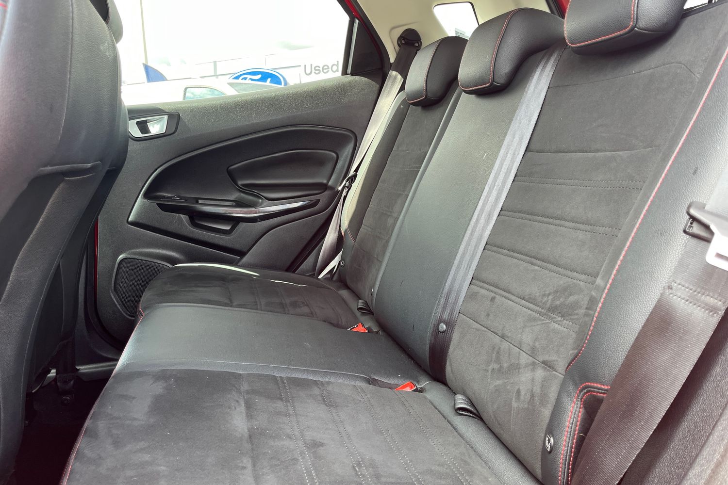 Ford ECOSPORT Photo 19