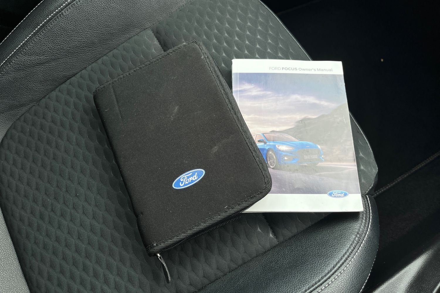 Ford FOCUS Photo 21