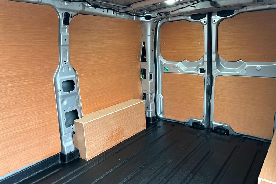 Used Ford TRANSIT CUSTOM 5